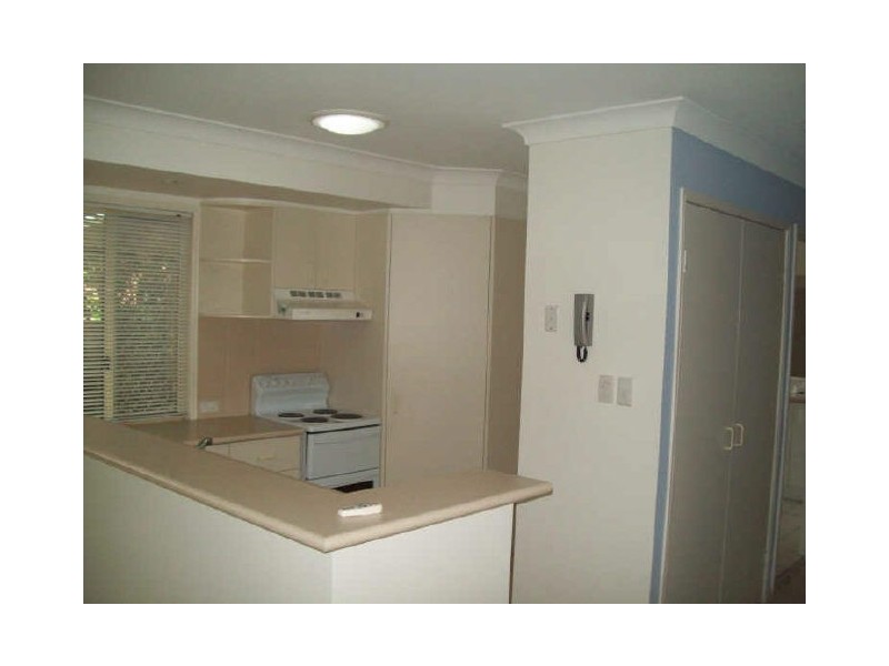 26/8 Doyalson Place, Helensvale QLD 4212