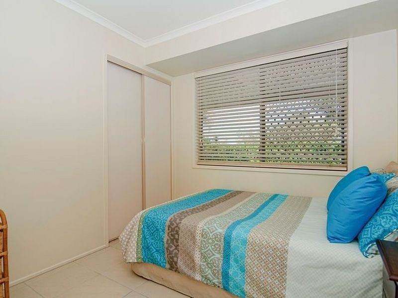 18 Adaminaby Drive, Helensvale QLD 4212