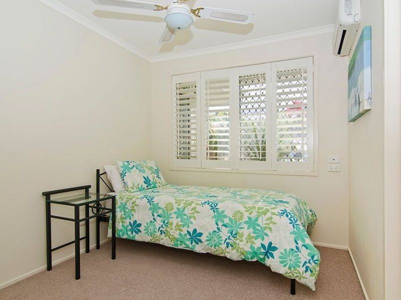 18 Adaminaby Drive, Helensvale QLD 4212