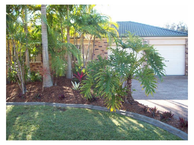 32 Urangan Court, Helensvale QLD 4212