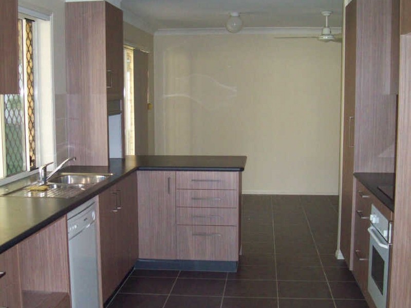 32 Urangan Court, Helensvale QLD 4212