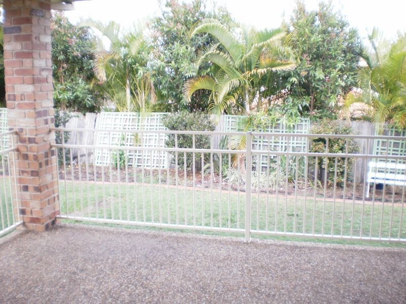 8 Urangan Court, Helensvale QLD 4212