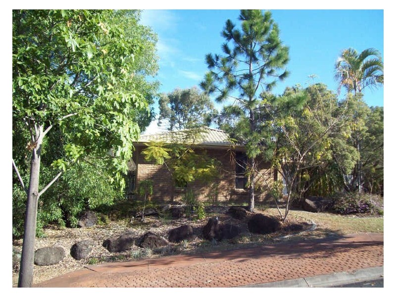 11 Broadway Drive, Oxenford QLD 4210