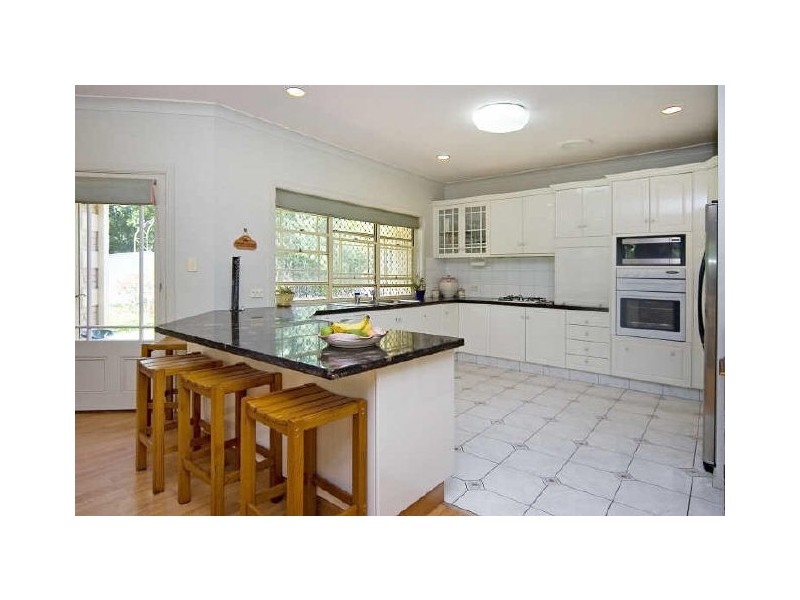 5 Nymboida Ct, River Downs, Helensvale QLD 4212