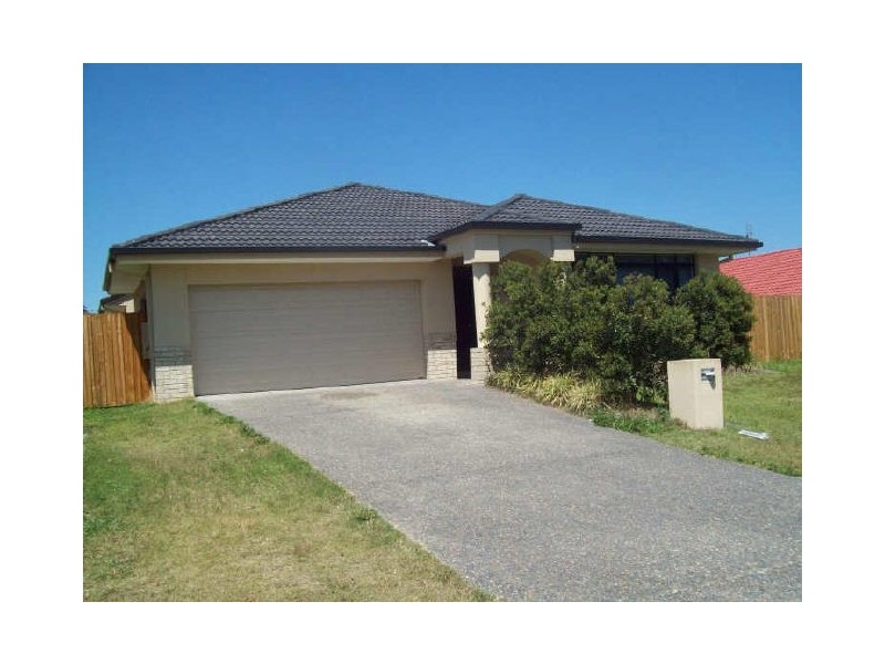 55 Cossington Circuit, Pacific Pines QLD 4211