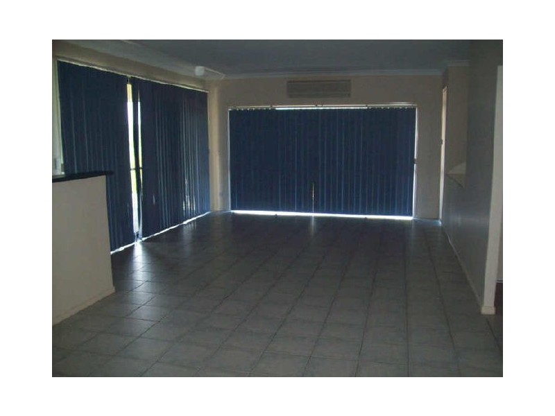 55 Cossington Circuit, Pacific Pines QLD 4211