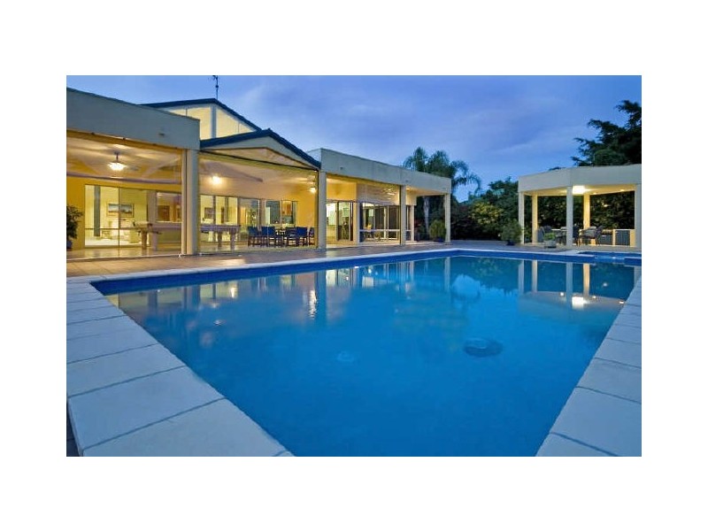 15 Condamine Cr, River Downs, Helensvale QLD 4212