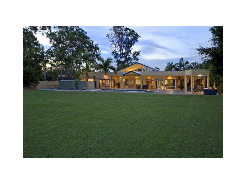 15 Condamine Cr, River Downs, Helensvale QLD 4212