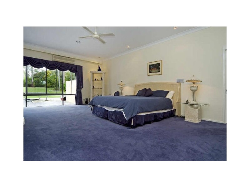 15 Condamine Cr, River Downs, Helensvale QLD 4212