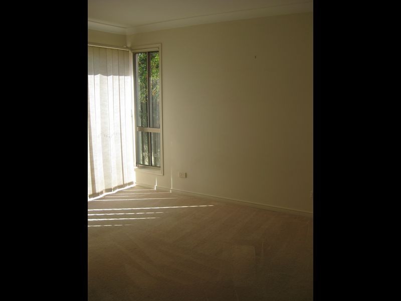 75 Marble Arch Place, Arundel QLD 4214