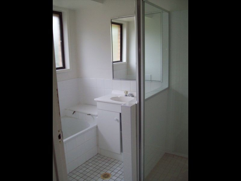 8/24 Cannington Place, Helensvale QLD 4212