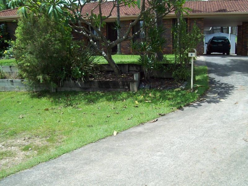 8 Cannington Place, Helensvale QLD 4212