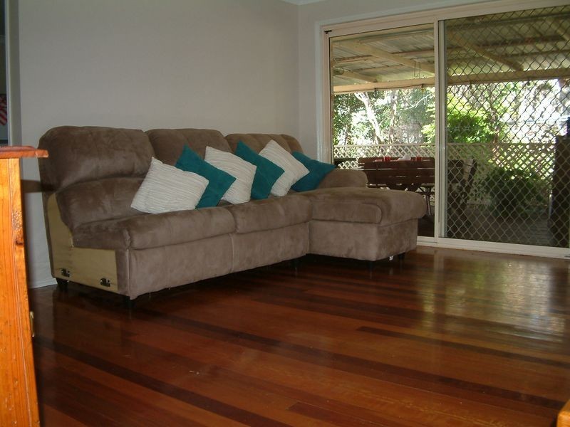 8 Adam Street (Gaven Heights), Oxenford QLD 4210