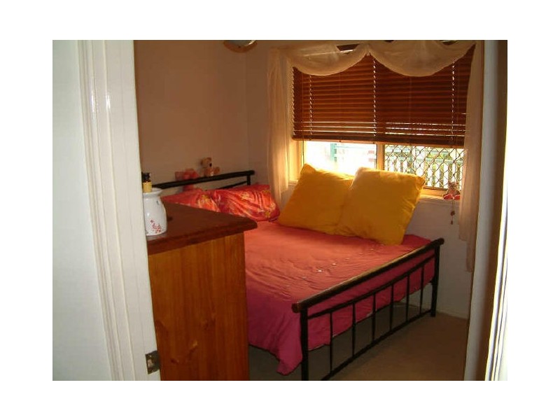 26 Cootharaba Dr, Helensvale QLD 4212