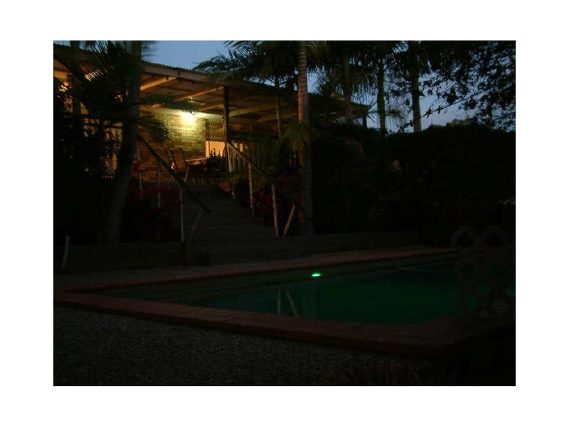 26 Cootharaba Dr, Helensvale QLD 4212