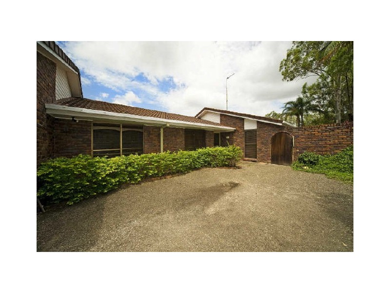 3 Wilmington Ct, Helensvale QLD 4212