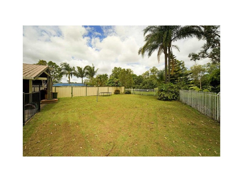 3 Wilmington Ct, Helensvale QLD 4212