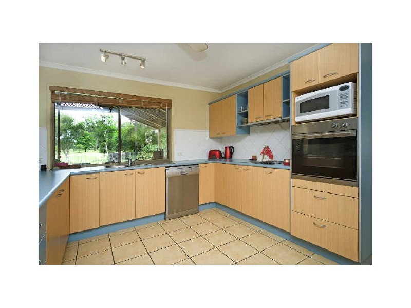 3 Wilmington Ct, Helensvale QLD 4212