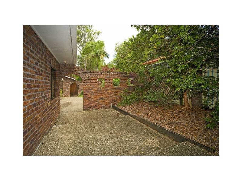 3 Wilmington Ct, Helensvale QLD 4212