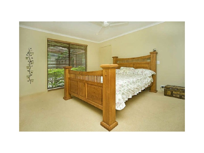 3 Wilmington Ct, Helensvale QLD 4212