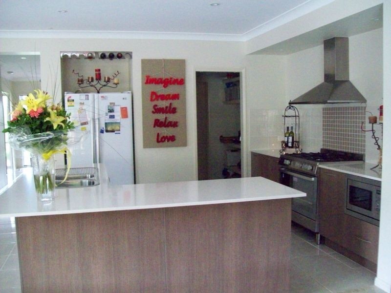 52 Treeline Cct, Upper Coomera QLD 4209