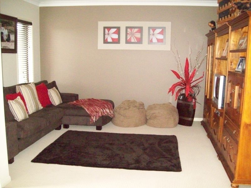 52 Treeline Cct, Upper Coomera QLD 4209