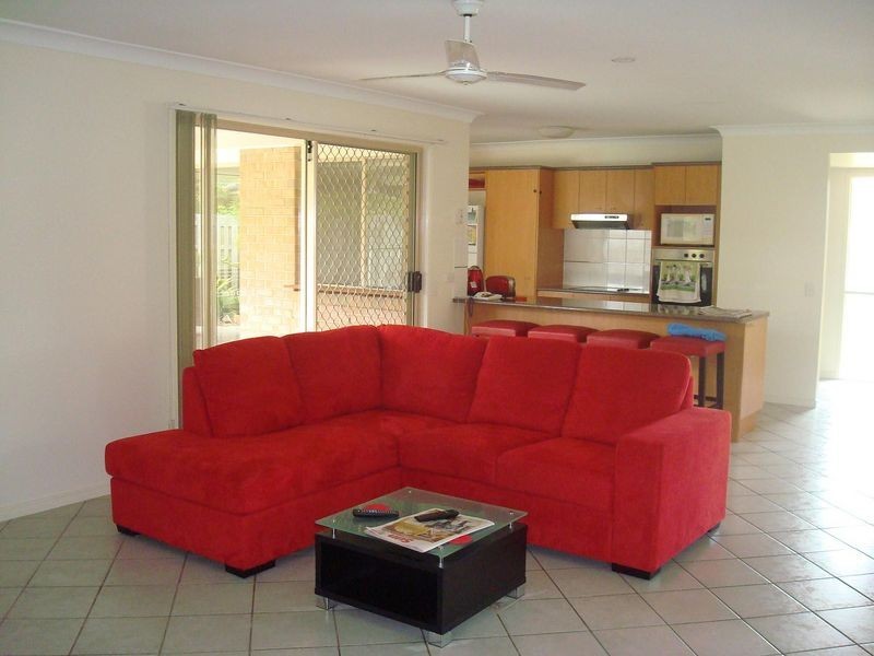 12 Greensborough Crescent, Parkwood QLD 4214