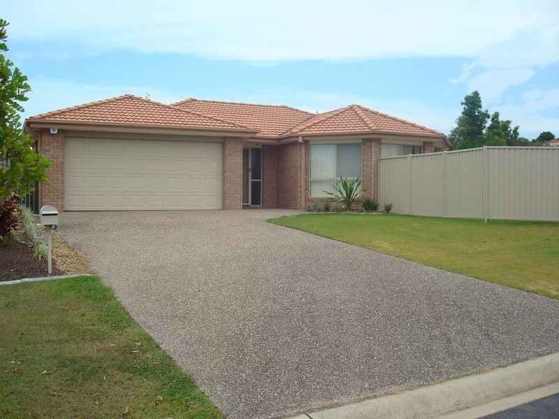 12 Greensborough Crescent, Parkwood QLD 4214