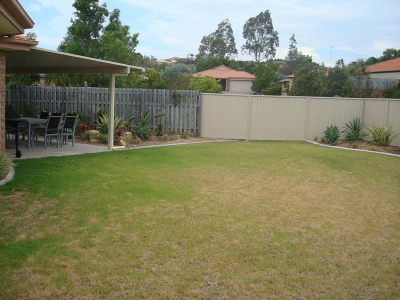 12 Greensborough Crescent, Parkwood QLD 4214