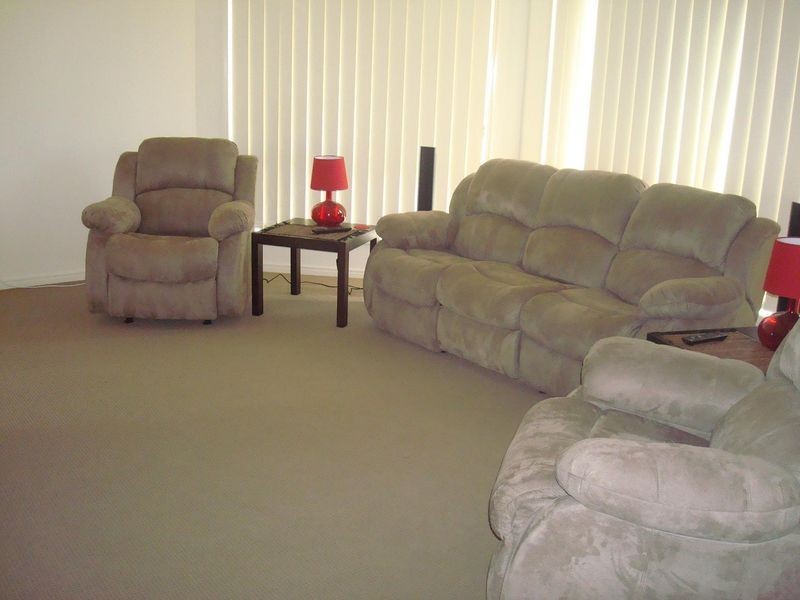 12 Greensborough Crescent, Parkwood QLD 4214