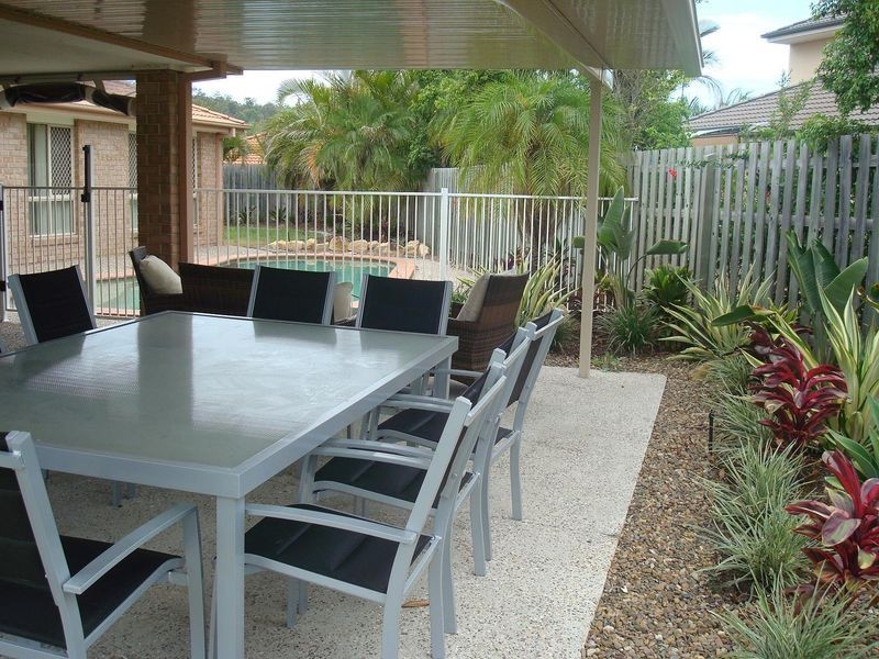 12 Greensborough Crescent, Parkwood QLD 4214