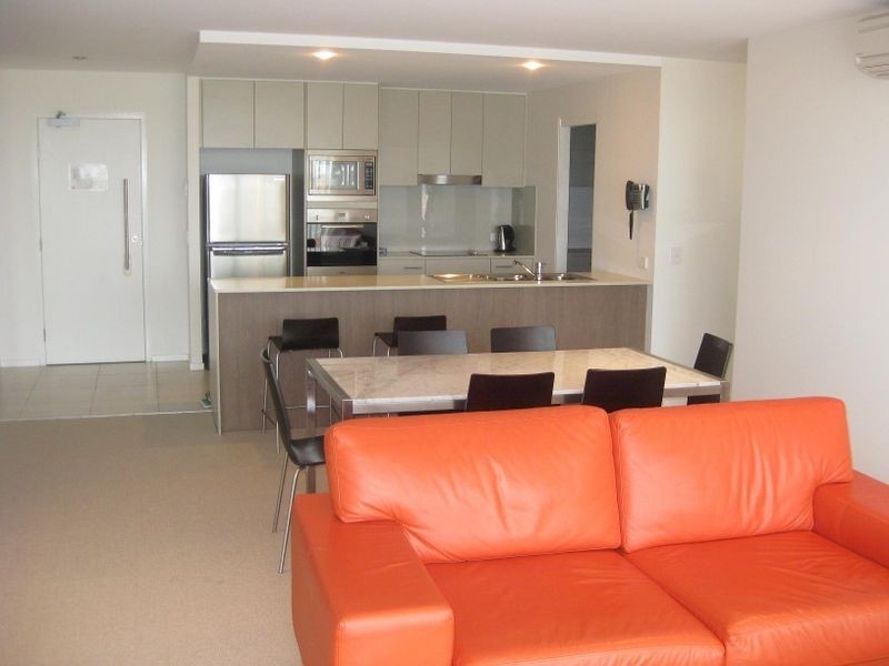 2110/24 Activa Way, Hope Island QLD 4212
