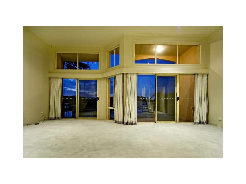 28/56 John Lund Dr, Hope Island QLD 4212