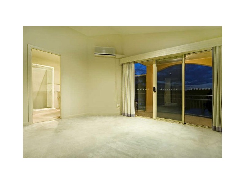 28/56 John Lund Dr, Hope Island QLD 4212