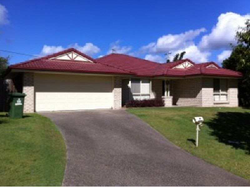 25 Maui Crescent, Pacific Pines QLD 4211