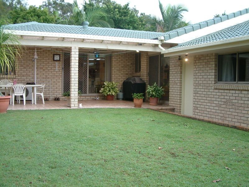 10 Coen Place, Helensvale QLD 4212