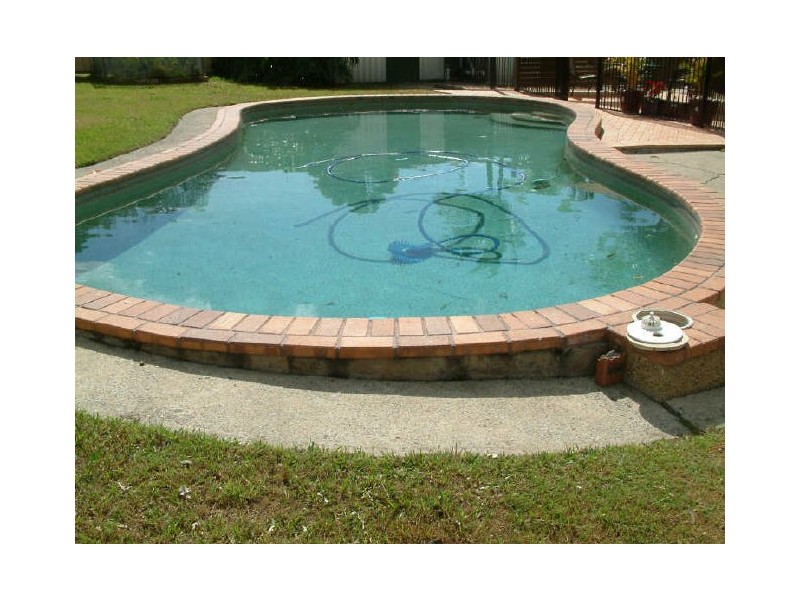 182 Discovery Dr, Helensvale QLD 4212