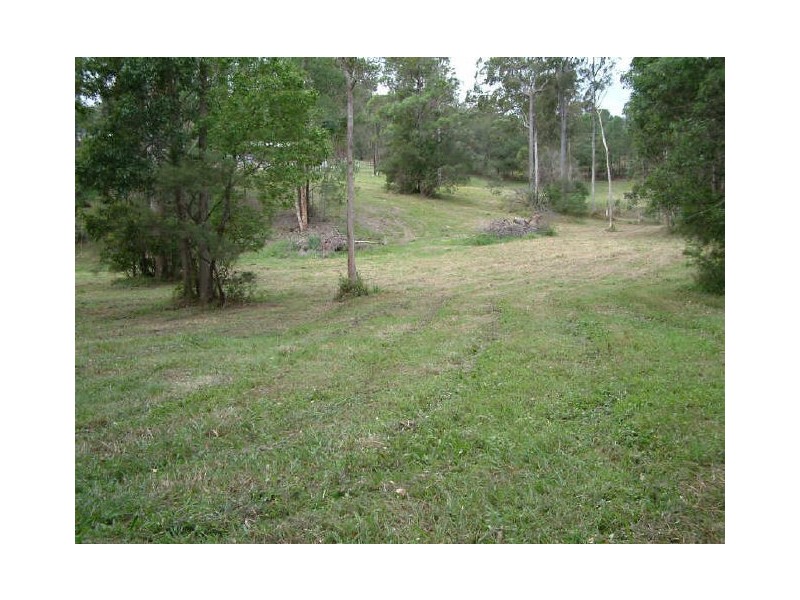 6 Venn Ct, Mount Nathan QLD 4211