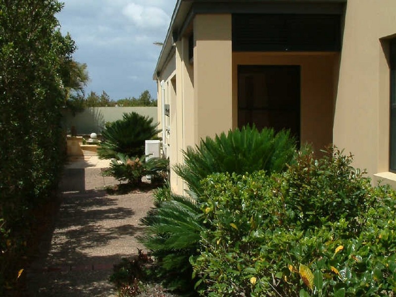 551 Oyster Cove Prm, Oyster Cove, Helensvale QLD 4212