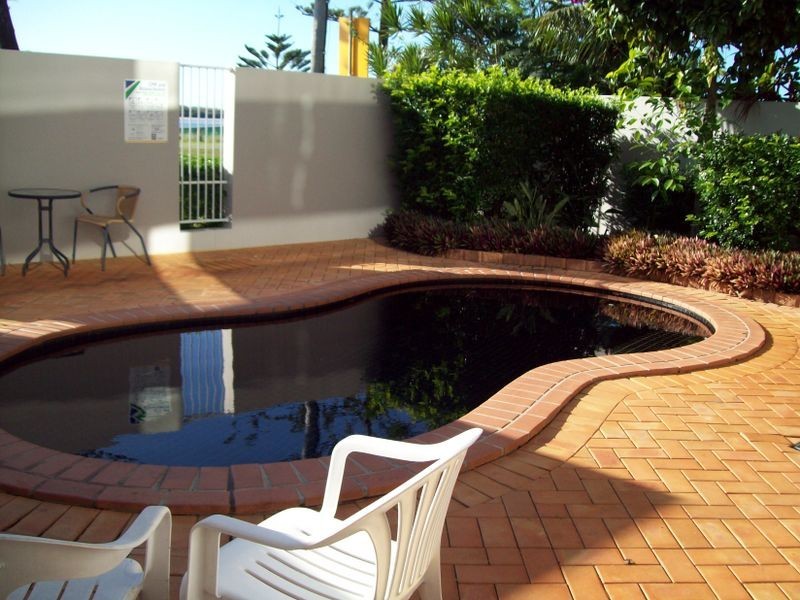 414 Marine Parade, Biggera Waters QLD 4216