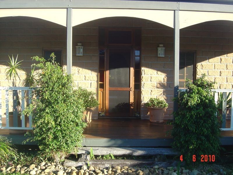 36 Cootharaba Drive, Helensvale QLD 4212