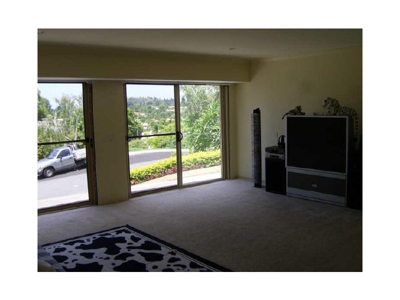 17 Western Wy, Oxenford QLD 4210