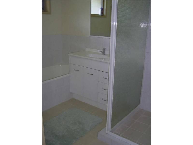 17 Western Wy, Oxenford QLD 4210