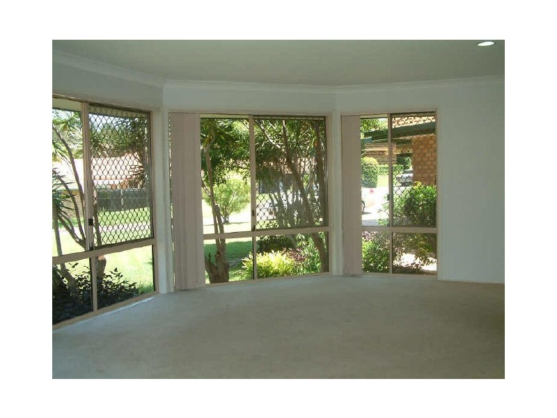 28 Boreen Ct, Helensvale QLD 4212