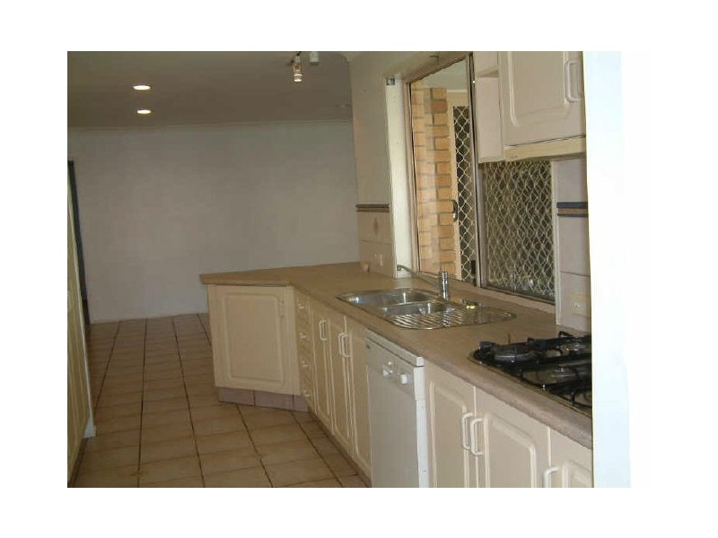 28 Boreen Ct, Helensvale QLD 4212