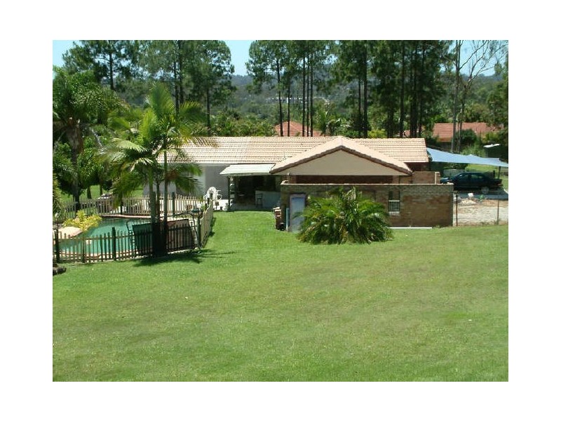 10 Knoll Ct, Gaven QLD 4211