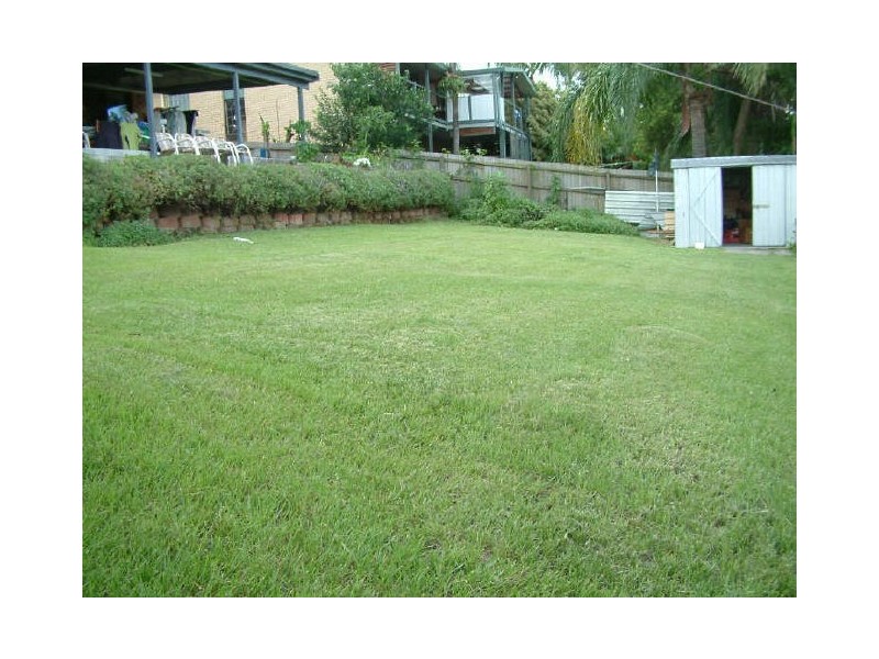 16 Bairnsdale Ct, Helensvale QLD 4212