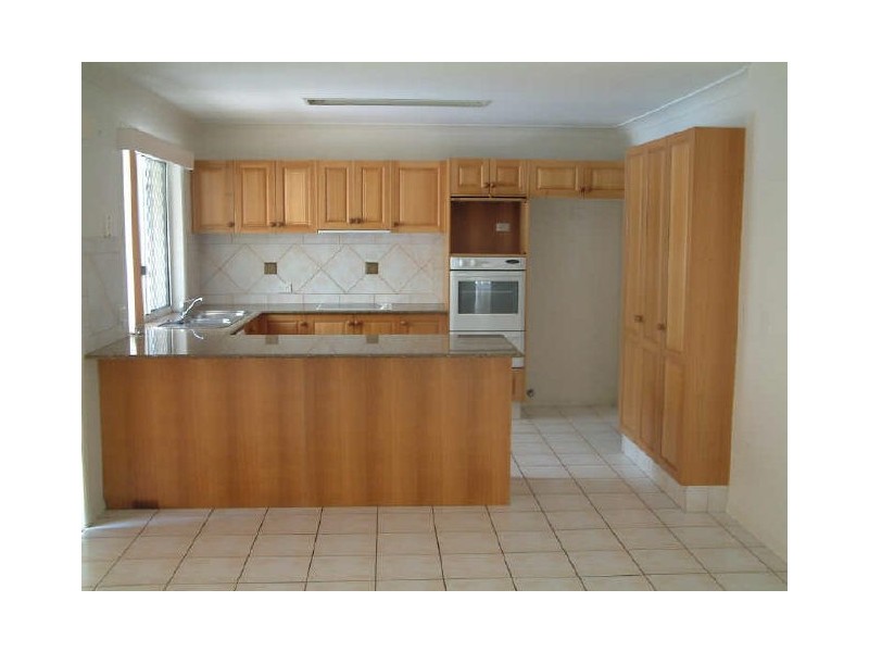 43 Tranquility Cct, Oyster Cove QLD 4212