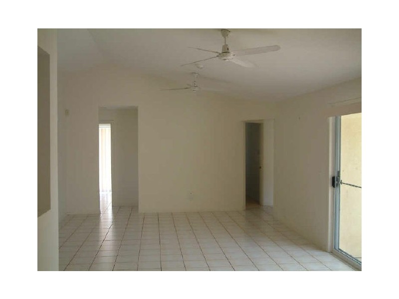 43 Tranquility Cct, Oyster Cove QLD 4212