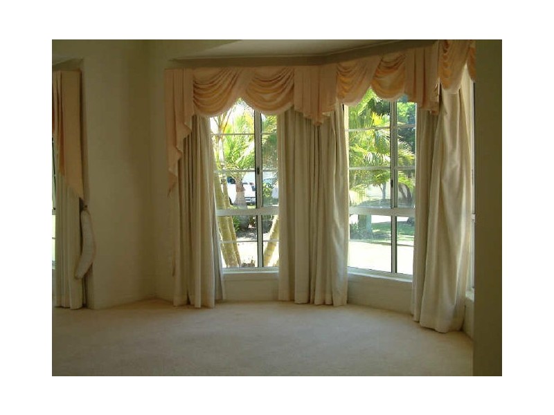 43 Tranquility Cct, Oyster Cove QLD 4212